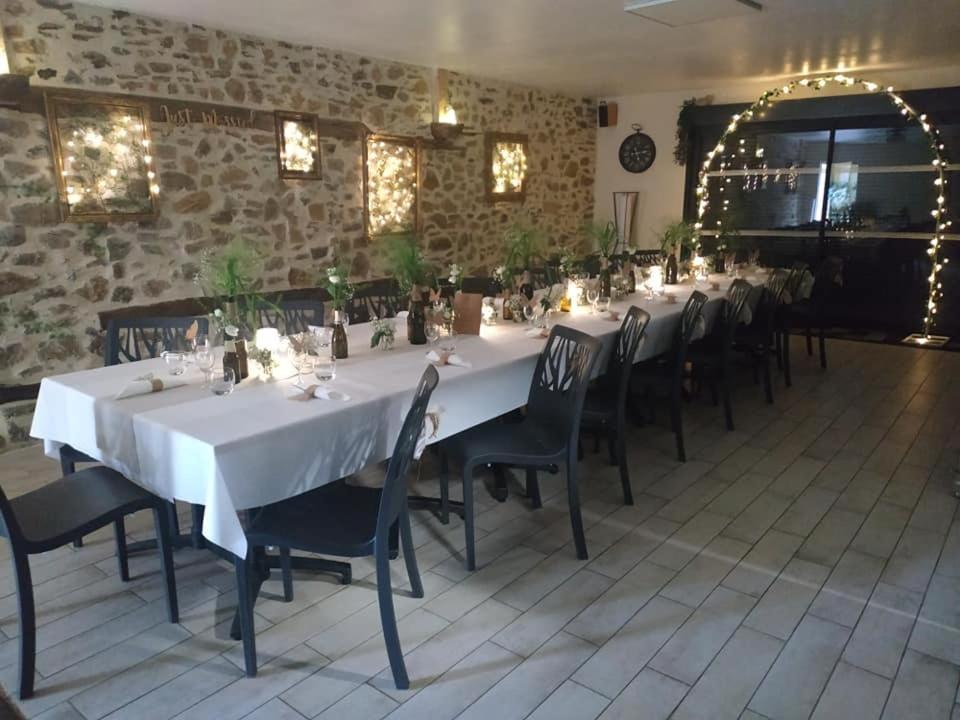 Domaine De La Clauzade Acomodação com café da manhã Saint-Germain-les-Vergnes Exterior foto